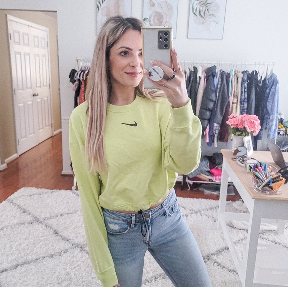 Nike Tops - Nike lime green drawstring crop sweatshirt NWT